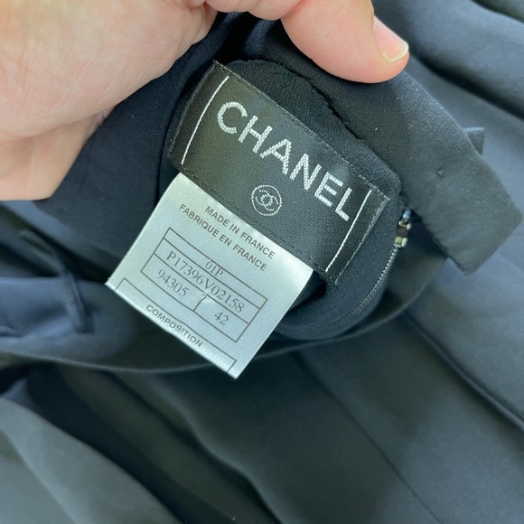 CHANEL 100% Silk All Black Top Skirt Summer Sz 42 - Picture 10 of 15